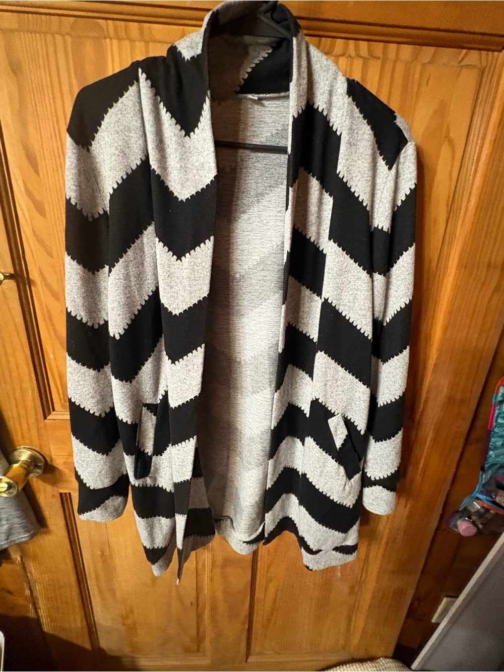 Open Cardigan Sweater in Black and Gray